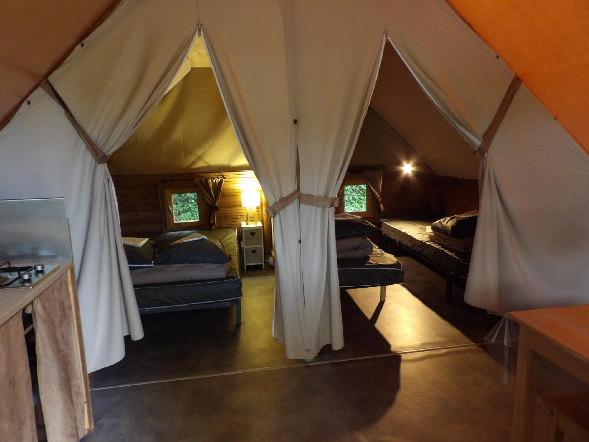 Camping Smile & Braudieres Mézières-sous-Lavardin エクステリア 写真
