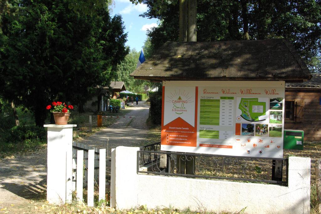 Camping Smile & Braudieres Mézières-sous-Lavardin エクステリア 写真